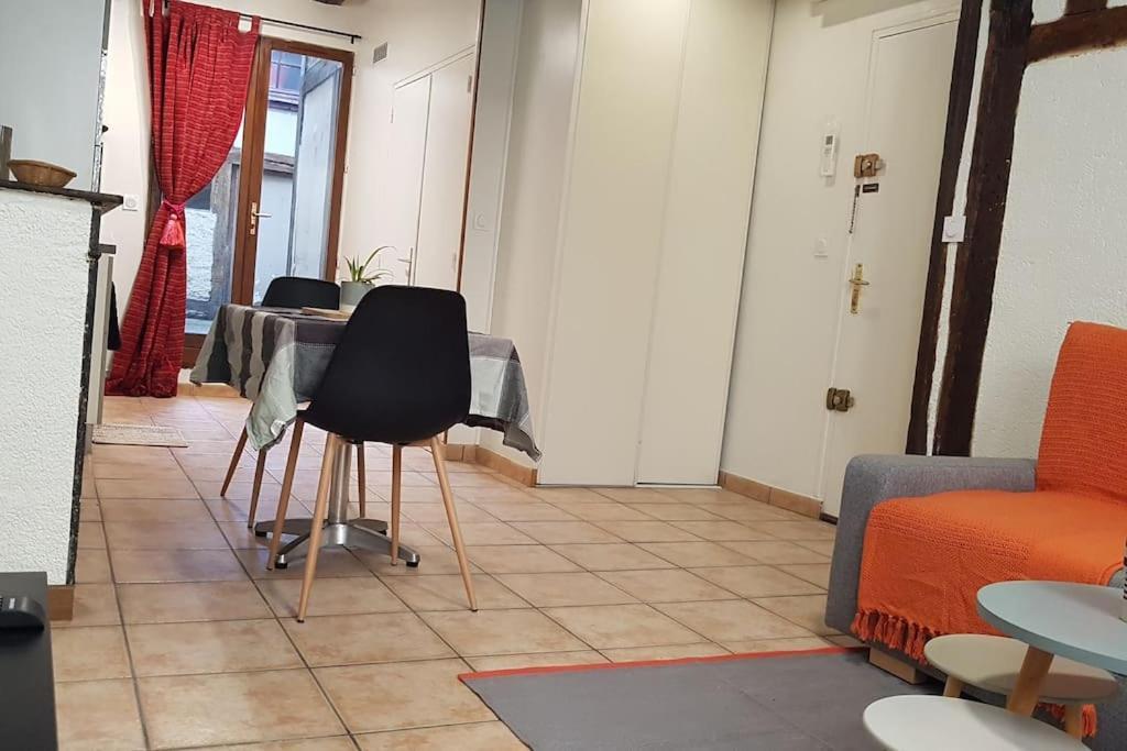 Studio Orleans Chatelet Esterno foto